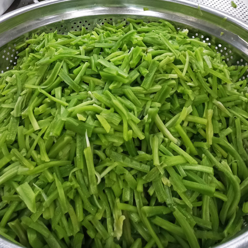 아삭아삭한 궁채나물의 최상의 선택: 위생적이고 편리하며 영양가 풍부