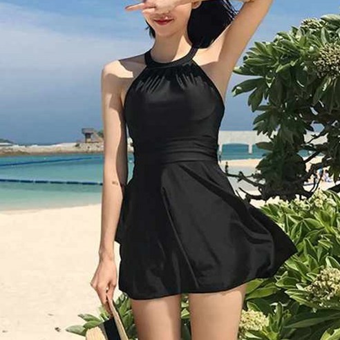 여름날의 여신을 위한 선택, 베르슈어 홀터넥 백크로스 모노키니 호텔수영복