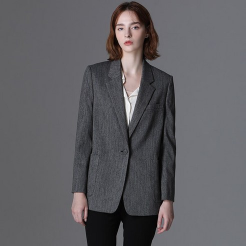 세련되고 편안한 리스트 [모리모리스] 플랩 포켓 원버튼 재킷으로 겨울철을 따뜻하고 스타일리시하게 보내세요.