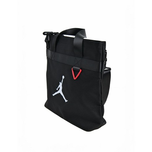 스타일과 실용성을 겸비한 완벽한 학생 가방