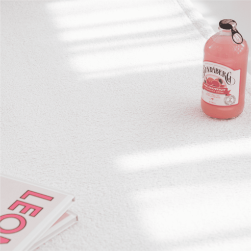 고급스러움과 실용성을 갖춘 먼지 없는 방수 러그