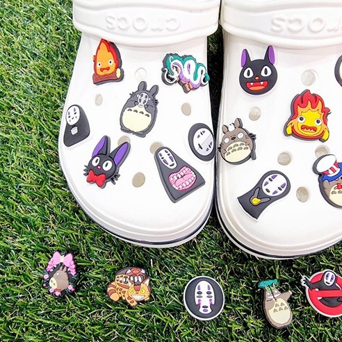 숲 속 친구들과 함께 떠나는 신발 속 작은 모험