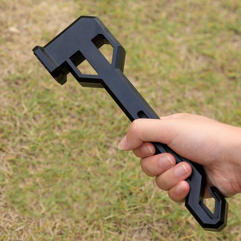 가볍고 강력한 블랙독 해머로 편리하고 안전한 캠핑을 시작하세요!