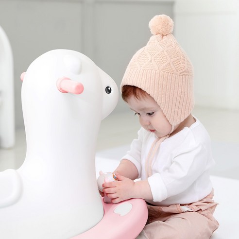 사랑스러운 핑크빛 꿈을 싣고 달리는 아이팜 리틀라마 흔들말