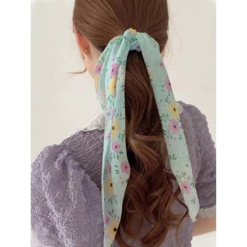 꽃무늬 스카프 곱창밴드 하나로 쉽고 예쁘게 여신 스타일 완성!