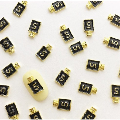 단돈 천 원으로 완성하는 명품 네일