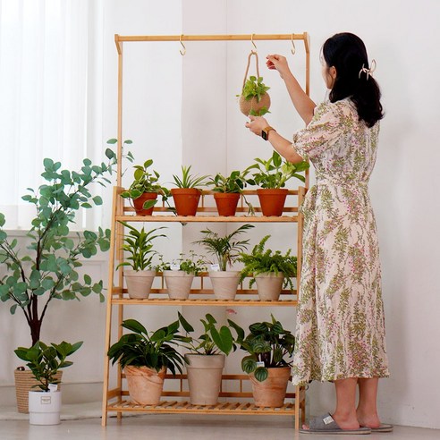 친절한마이쮸 원목 화분거치대: 아늑한 베란다의 완벽한 동반자 원목화분선반