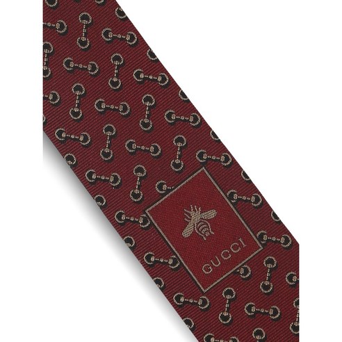 구찌 홀스빗 넥타이로 당신의 스타일을 완성하세요.