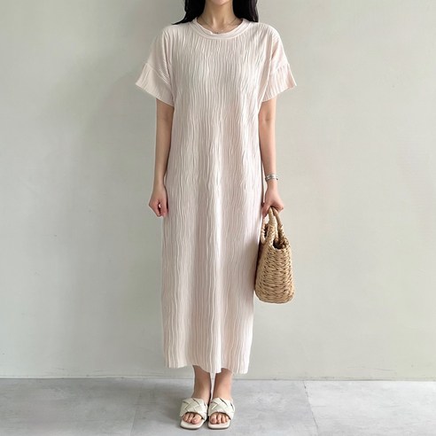 에스미 날씬해보이는 반팔 롱 원피스 프릴 주름 플리츠