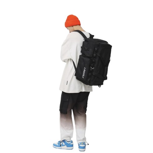 완벽한 수납력과 스타일을 겸비한 헬스가방