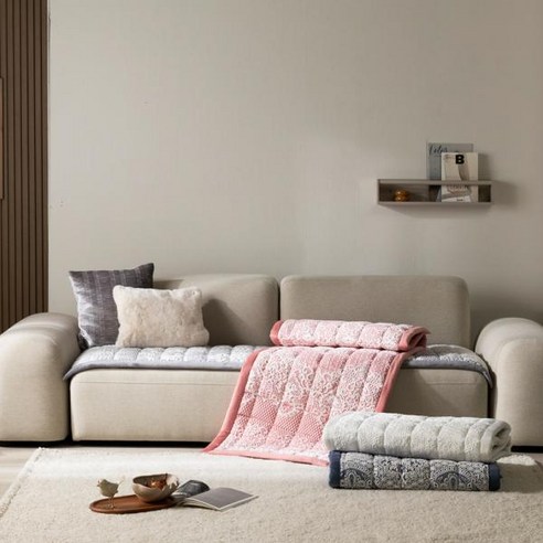 포근함이 일상으로 스며드는 순간, 보몽드 극세사 소파 토퍼패드 1+1 세트 보몽드극세사소파토퍼