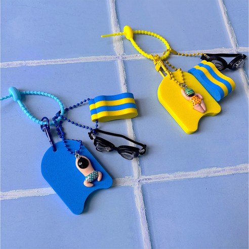 여름의 즐거움을 만끽하는 완벽한 수영 용품