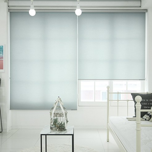 답답한 햇빛 고민 해결 덱스터 롤블라인드로 산뜻하게