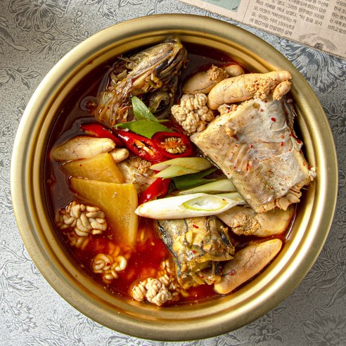 [궁물력] 진한 국물 한마리 동태탕 1.5kg 2-3인분 술안주 캠핑 밀키트