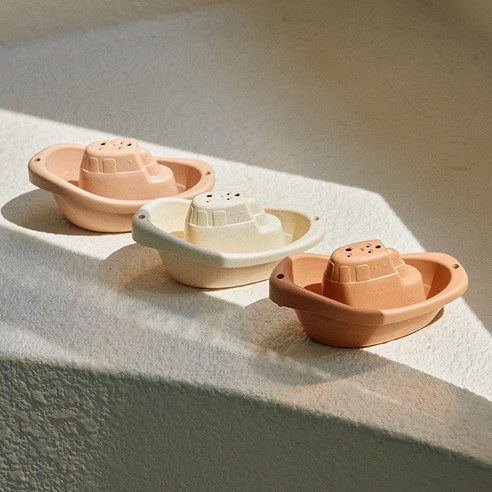 말랑하고 안전한 물놀이 장난감으로 아기의 발달을 촉진하세요.