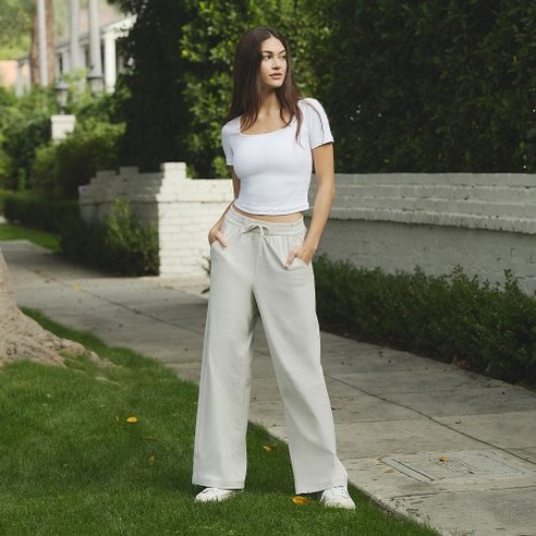 안다르 에어리핏 와이드 팬츠로 경험하는 편안함과 스타일 안다르와이드팬츠