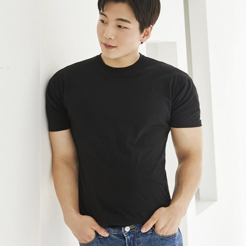  몸좋아보이는 무지 라운드 반팔 티셔츠 어깨 등 넓어보이는 머슬 핏 티 