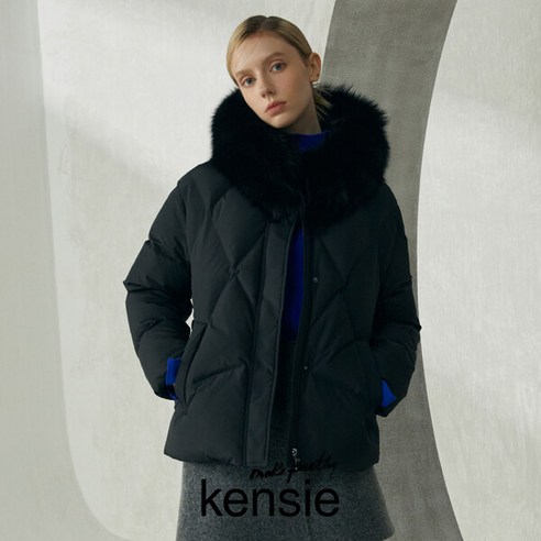 Kensie 여성 폭스퍼 구스다운 숏점퍼는 겨울용으로 따뜻하고 세련된 스타일을 완성할 수 있습니다.