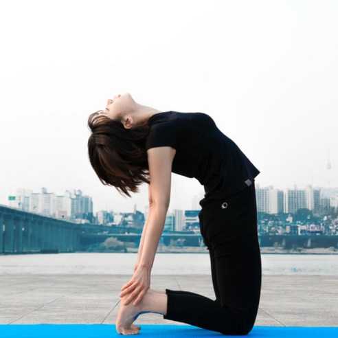편안함과 스타일을 겸비한 레스테 여자 요가복: 요가를 위한 완벽한 선택