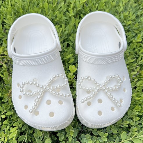 나만의 신발에 특별함을 더하다: 구슬 리본 진주 신발 꾸미기 파츠로 완성하는 개성 진주리본지비츠