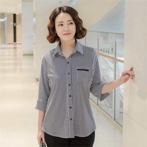 추천제품 조이마담의 세련된 스트라이프 셔츠로 세련되고 편안하게