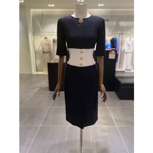 모조에스핀 컬러배색 슬림핏 원피스 S232MSE024BK(218476 )