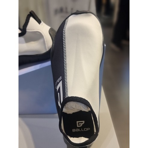 아이들의 안전과 편안함을 책임지는 완벽한 여름 물놀이 필수템