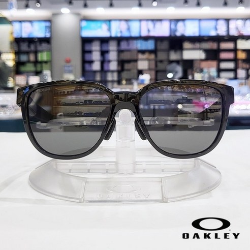 질주 본능을 깨우는 시선, 오클리 액츄에이터 OO9250A-0157 프리즘 그레이 러닝 선글라스 오클리액츄에이터