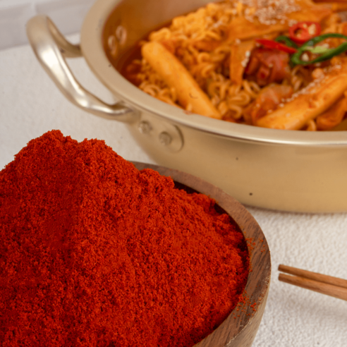 태양의 정기를 담은 담온 국산 고춧가루로 깊고 풍부한 맛을 완성하세요.