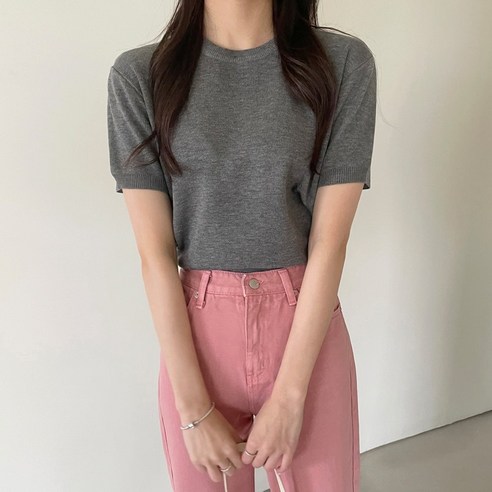 女 時尚 服裝 上衣 短袖 t卹 成年女人 成年女人 女士 女人 涼爽 夏天 夏天 夏天 夏天 夏天 夏天 涼爽的夏天 仲夏 夏天 夏天 炎熱的夏天炎熱的夏季 炎熱的夏季 夏 女裝 女士 冷靜 冷靜 女裝 服裝 短袖T卹