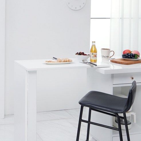 공간 효율을 높이는 스마트한 선택, 다니엘우드 접이식 반딱 테이블