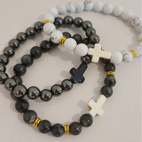 신앙과 스타일을 조화시킨 신앙심 표현을 위한 세련된 팔찌