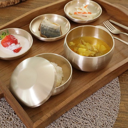 건강과 전통을 담은 명성유기 방짜 어린이 반상기, 특별한 각인으로 잊지 못할 선물을!