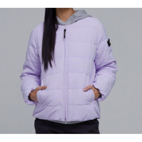 23FW 헤론U넥 경량 덕다운 점퍼는 여성에게 편안한 착장을 제공합니다. U넥으로 레이어드 하기 좋은 스타일과 간편한 수납 가능한 포켓이 있습니다.