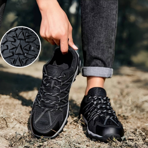 발걸음마저 가벼워지는 마법, 경량 트레킹화 선택 가이드 트레킹화