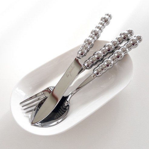 식탁에 내려앉은 은은한 진주빛 우아함, 샤인펄 커트러리 세트