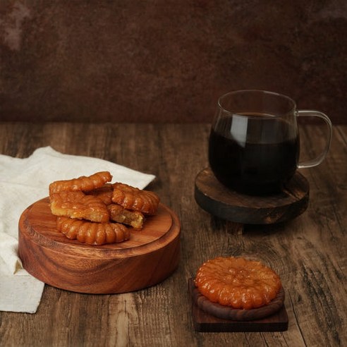 장인의 손길로 빚은 추억의 달콤함