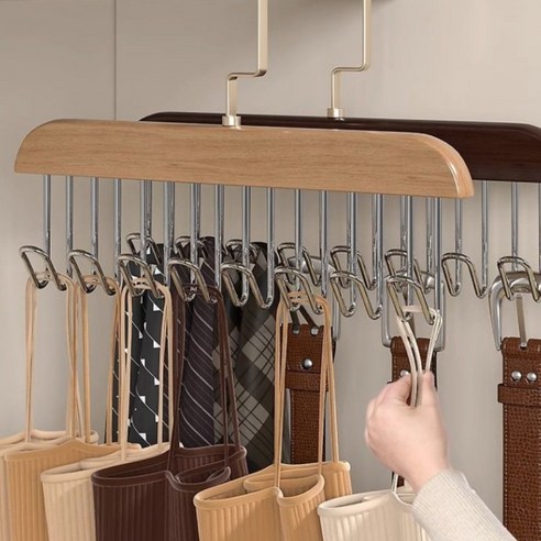 옷장 속 작은 변화, 공감나드리 나무 옷걸이로 삶의 질을 높이다.