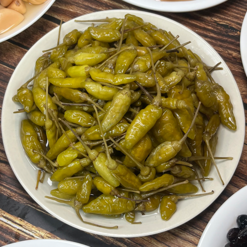 입맛 돋우는 매콤함, 올바른식품 산고추 절임 장아찌로 밥상에 활력을 더하세요!