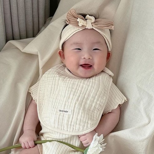순수 국내 제작, 면 100% 부드러움, 뛰어난 흡수력의 아기턱받이