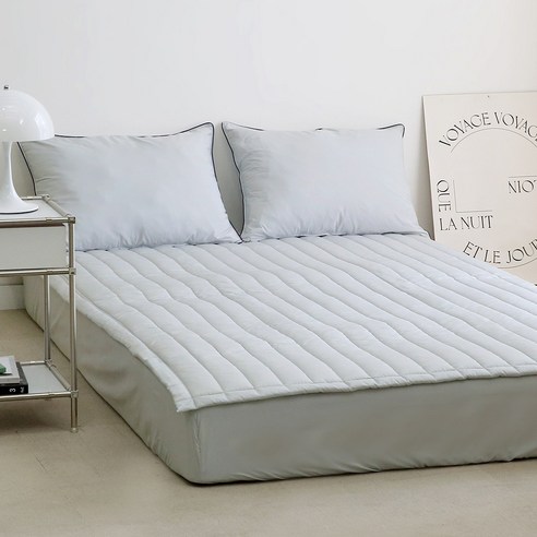 알러지를 일으키는 먼지나 이물질을 차단하여 편안한 수면을 만들어주는 플로라 빌리브 침대패드