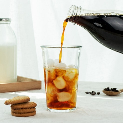 부드러운 더치커피의 풍요로운 콜드브루 원액