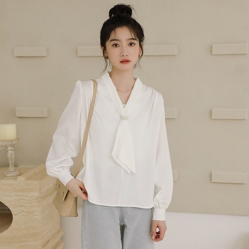 SU 봄과 가을 우아한 화이트 V 넥 넥타이 셔츠 여성 통근 비즈니스 한국 스타일 긴 소매 세련된 탑