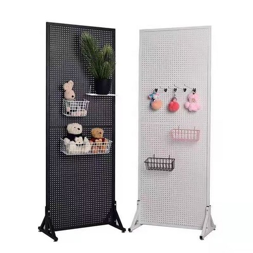 공간에 숨결을 불어넣다: 타공판 철제 파티션으로 완성하는 감각적인 공간 분리 철제파티션