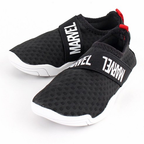 마블 히어로와 함께하는 안전하고 스타일리쉬한 여름 물놀이!