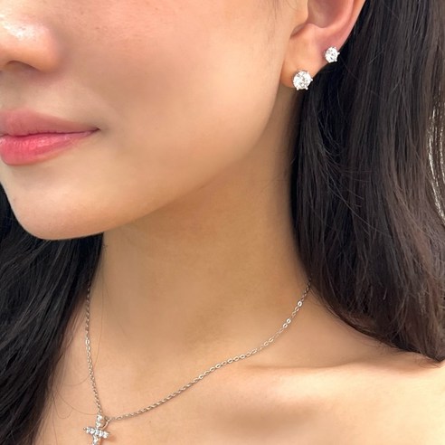 디아제이 모이사나이트 5부 1캐럿 925실버 다이아 귀걸이 엑설런트컷팅 6프롱 D컬러