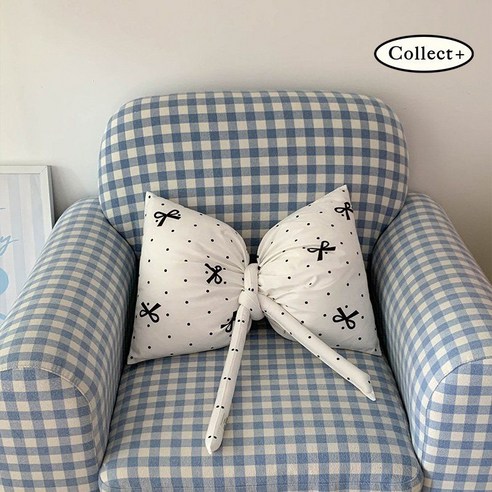 사랑스러운 디자인과 편안함으로 당신의 공간에 미소를 더하는 모모스마일 패브릭 리본 쿠션