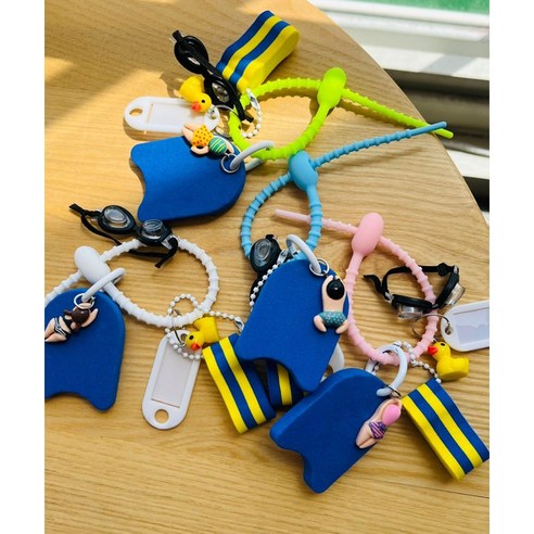 싱그러운 물결을 담은, 샨 수영 키링 풀세트로 나만의 수영 가방을 특별하게 수영키링