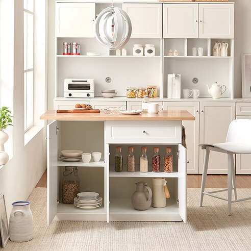 세련된 디자인과 기능적 실용성이 결합된 나무뜰 주방 렌지대 대리석 세라믹 아일랜드 식탁