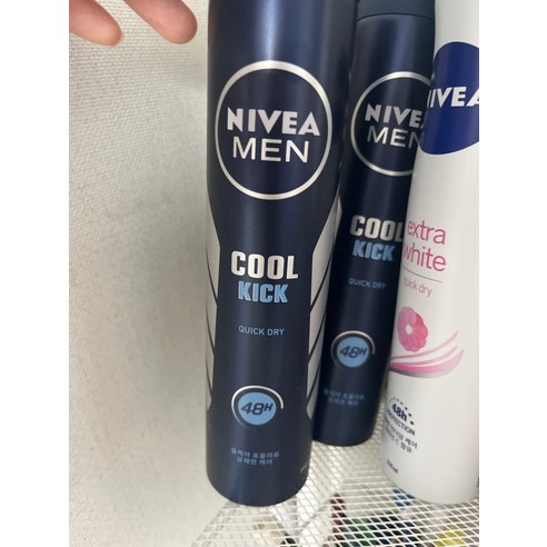 니베아 맨 데오드란트 스프레이 쿨 킥 200ml X 2개, 스프레이 엑스트라 브라이트 60ml X 2개